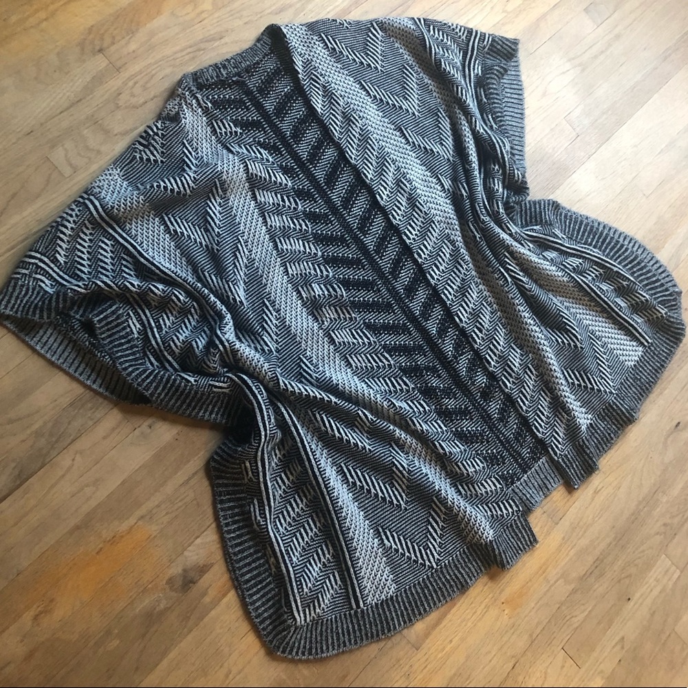 ECU Open front Aztec poncho